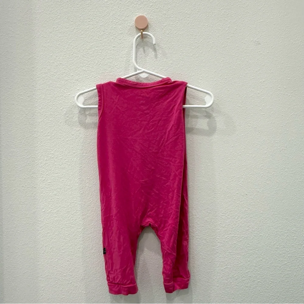 Kyte BABY Zippered Sleeveless Romper in Raspberry 3-6M
